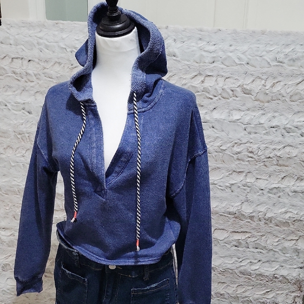 Pink Rose Navy Y2k Inspired Pullover Hoodie, Women's Sz XS Cropped,  Beachy